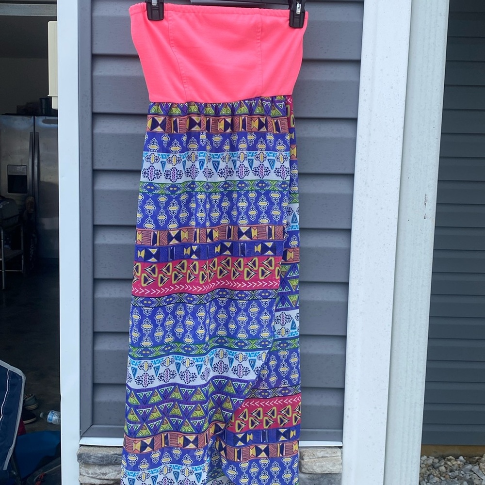 Rue 21 size small dress. Super cute on!